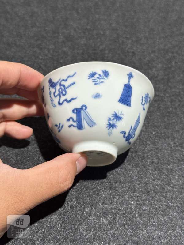 清康熙 青花杂宝纹茶圆 - 图6